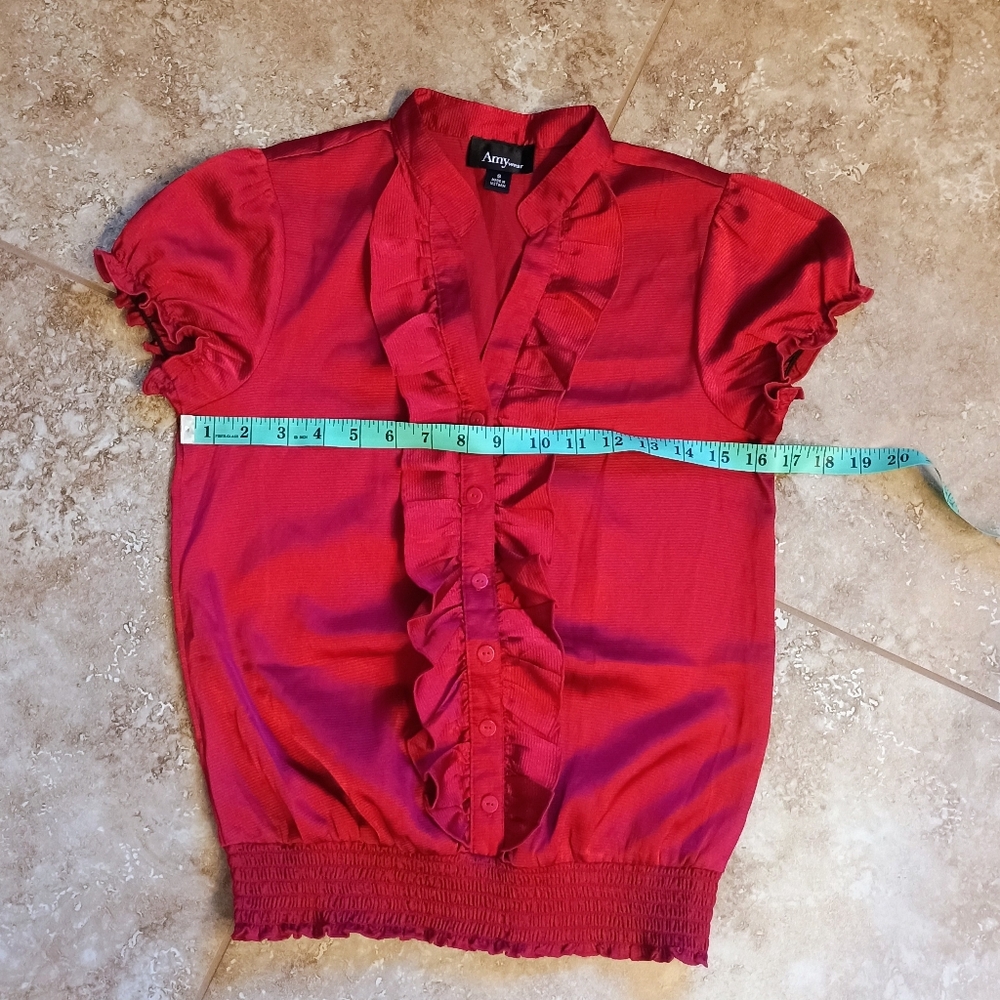Women's Amy Wear Red Ruffle Short Sleeve Blouse Size Small - Picture 11 of 12